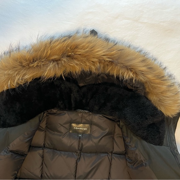 Mackage Kerry Down Parka, Women’s Small, Black, Raccoon Fur, Excellent Condition - Picture 13 of 16